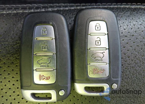 2011 Kia Sorento Ex V6 z USA, uszkodzony, nr VIN 5XYKUDA20BG034702